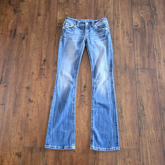 Miss Me Boot Rhinestone Embellished Embroidered Flap Pocket Jeans Women's Sz 27 - Picture 2 of 16